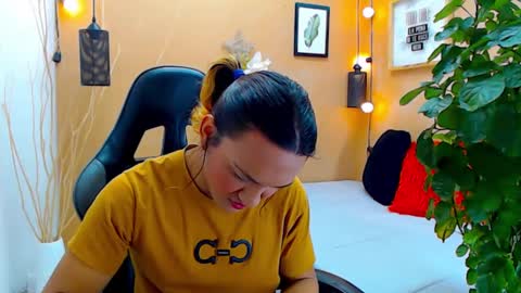 ASLY online show from September 10, 11:55 am