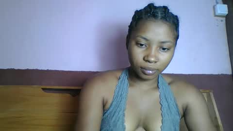 asmiraa online show from March 11, 8:45 pm