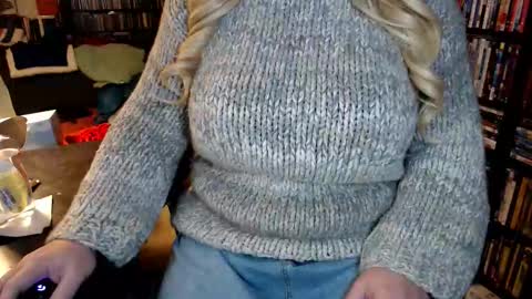 Aspen Vale online show from February 9, 10:34 pm