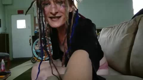 Kali Mah The Divine Adjacent online show from November 20, 5:43 pm