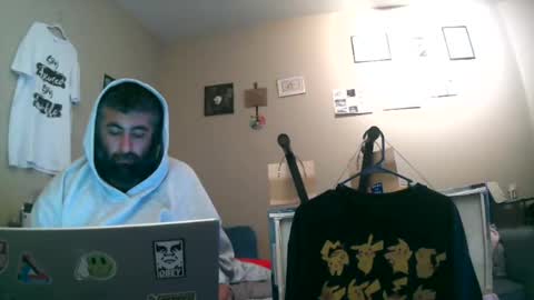 Snapshot of aspkt_uno_122 chatting on January 28, 12:11 pm aspkt_uno_122 online show from January 28, 12:11 pm