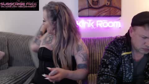 ASSleigh Abbott online show from February 3, 6:56 am