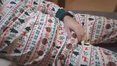 astleitx online show from December 21, 8:59 pm