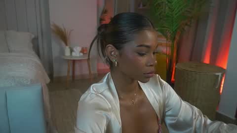 Astrea online show from November 26, 2:42 am