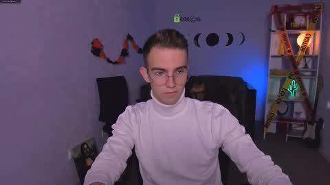 astren online show from October 21, 6:07 am