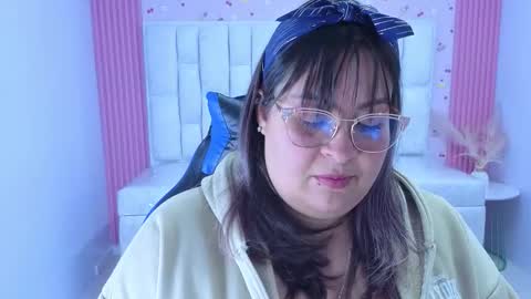 astrid1_s online show from March 4, 3:36 am