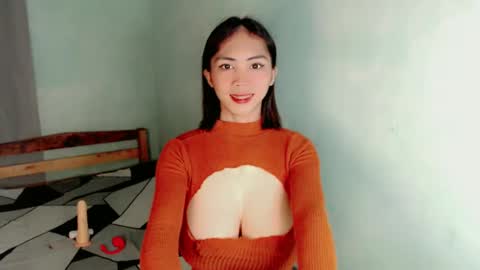 Astrid online show from December 6, 3:50 pm