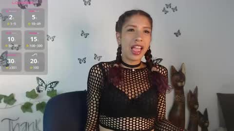 Astrid online show from May 7, 1:34 am