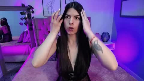 Snapshot of astrid_velle chatting on October 21, 3:22 am astrid_velle online show from October 21, 3:22 am