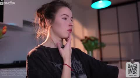 Asuna Niiya - online show from March 11, 4:43 pm