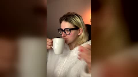 asya_new online show from January 15, 6:06 pm