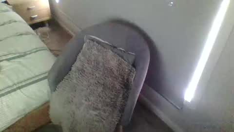 aszttz online show from February 7, 8:10 pm