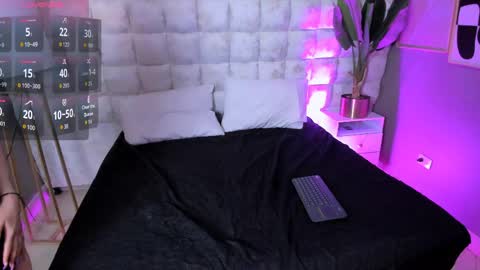 atenea velle online show from April 1, 1:41 pm