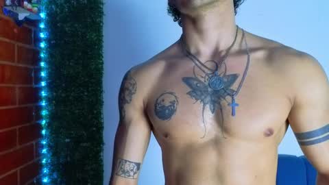 Athenea online show from April 7, 8:05 am