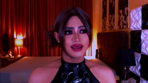 athisamoore online show from December 1, 7:56 pm