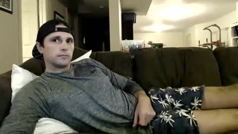 tommycb55555 online show from March 8, 12:33 am