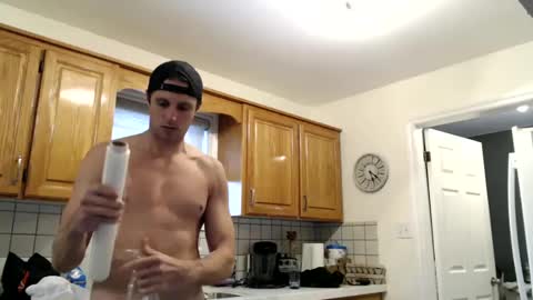 tommycb55555 online show from March 5, 10:21 pm