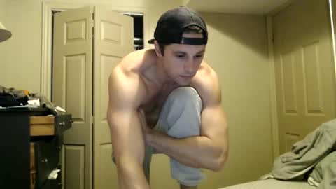 tommycb55555 online show from March 3, 3:30 am