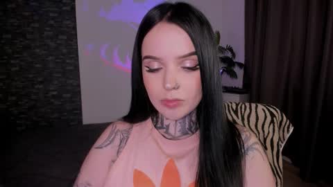 online every day between 10am-23pm online show from September 12, 1:57 pm