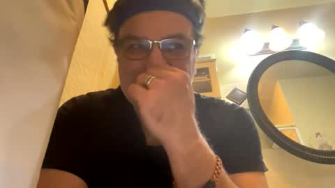 atozzzz online show from December 14, 3:24 am