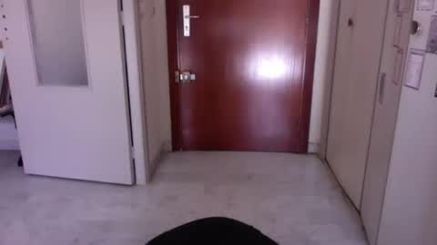 auguste061400 online show from March 10, 8:50 am