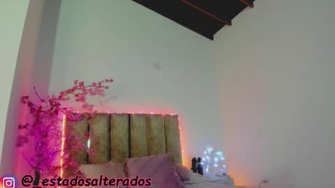 aura online show from March 14, 4:27 am