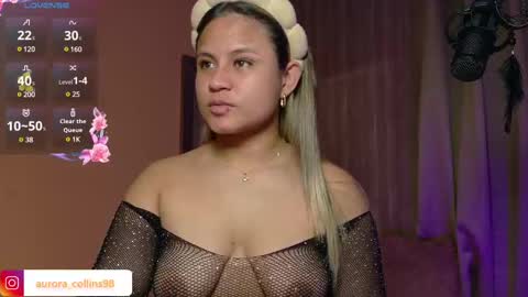 Snapshot of aurora_collins08 chatting on March 11, 3:23 pm aurora_collins08 online show from March 11, 3:23 pm