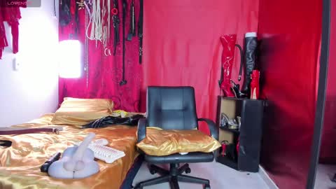 Aurora online show from September 11, 8:37 am