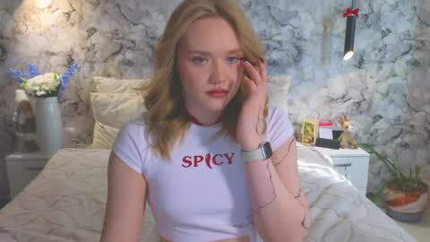 Kate online show from April 8, 3:09 am