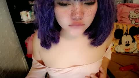 cute online show from February 20, 11:43 pm