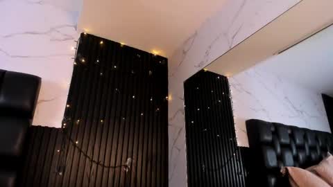 Aurora online show from September 18, 11:53 pm