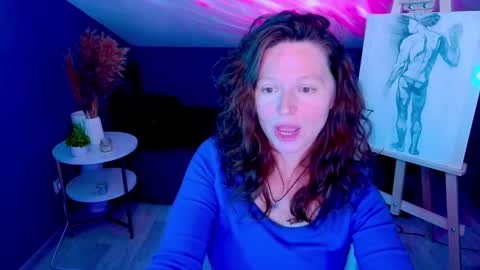 Snapshot of auroraborealis__ chatting on October 1, 6:56 am auroraborealis__ online show from October 1, 6:56 am