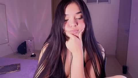 Aurora online show from October 31, 6:03 am