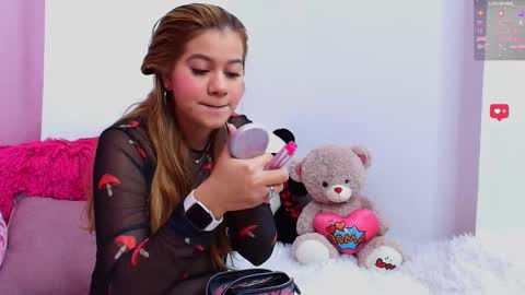 Aurora online show from March 6, 1:24 pm