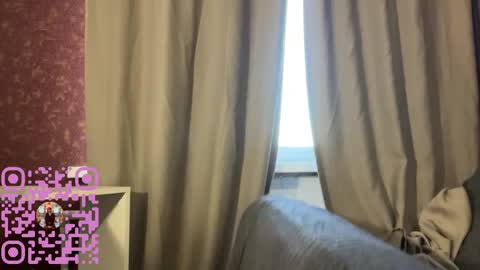 Katrina  online show from March 30, 3:23 pm