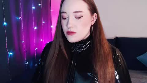 Aurora online show from February 21, 7:55 am