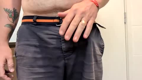 aussiediddee online show from April 8, 1:30 am