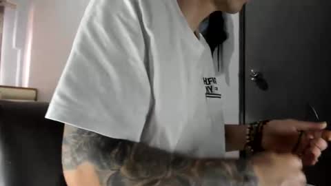 austin1119a online show from September 9, 6:41 pm