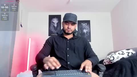 AustinTorres  online show from October 2, 2:21 am