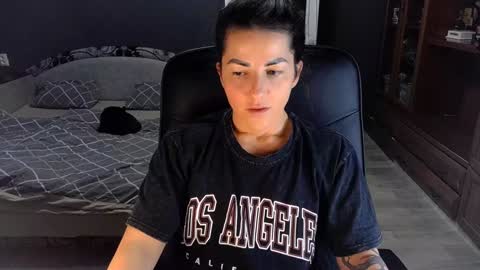 Snapshot of ava__doll chatting on January 21, 1:43 pm Ava online show from January 21, 1:43 pm