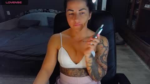 Snapshot of ava__doll chatting on October 7, 11:17 am Ava online show from October 7, 11:17 am