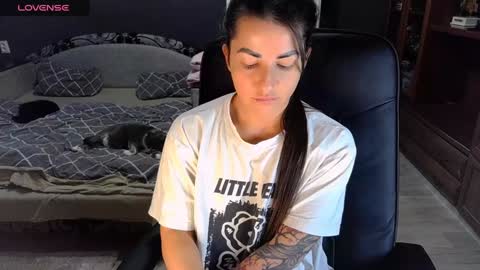 Snapshot of ava__doll chatting on January 23, 12:30 pm Ava online show from January 23, 12:30 pm