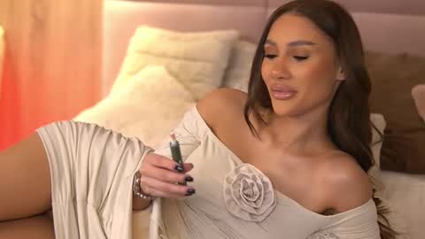 Ava online show from March 5, 11:49 pm