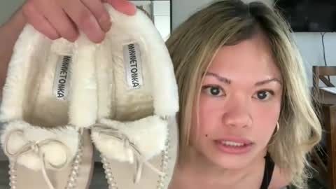 Little Ava  online show from April 15, 7:58 pm