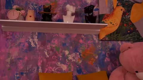 Ava online show from March 10, 8:35 pm