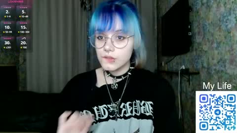 avaobierne online show from March 27, 5:14 pm