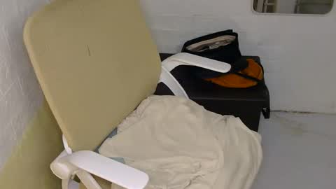 Rhian online show from September 12, 4:36 am