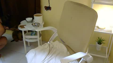 Rhian online show from November 3, 12:50 pm