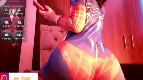 Snapshot of avi_frost chatting on September 22, 10:19 am Saraaaa independent model 3 online show from September 22, 10:19 am