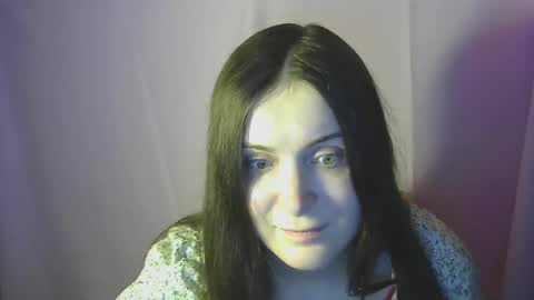 avialenne online show from April 24, 5:26 pm